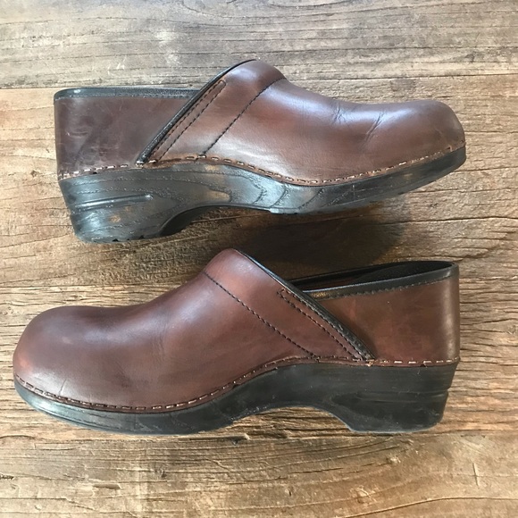 dansko 41 wide